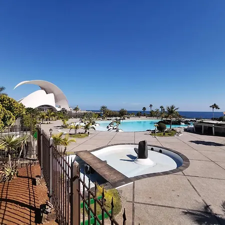 Home2book & Bright Cruz Flat * Santa Cruz de Tenerife