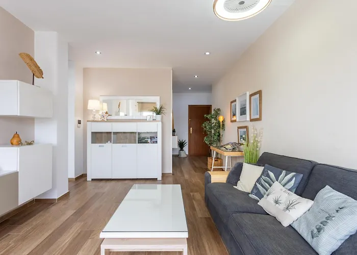 Home2book & Bright Cruz Flat