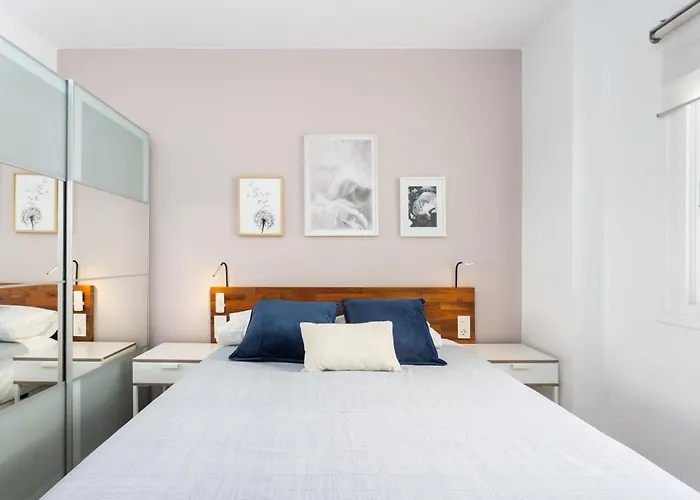 Home2book & Bright Cruz Flat Santa Cruz de Tenerife