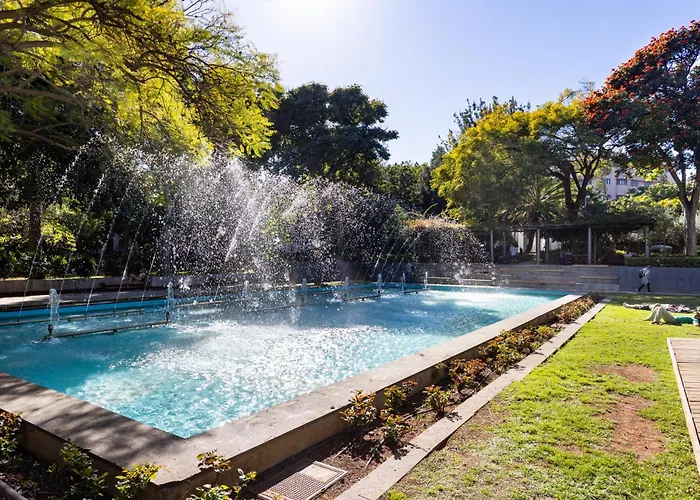 Home2book & Bright Cruz Flat